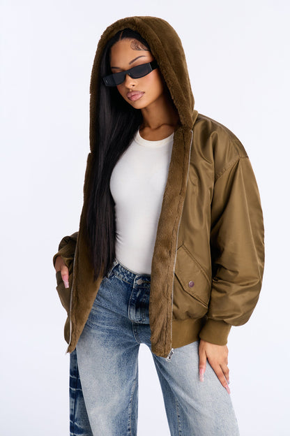 https://cdn.shopify.com/s/files/1/0293/9277/files/11-13-25_S6_14_23OS080827_Olive_ZSR_TK_AC_14-21-35_17022_SKS.jpg?v=1763155224