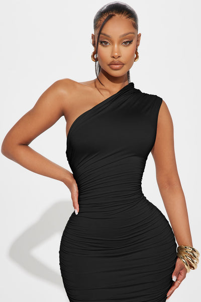 https://cdn.shopify.com/s/files/1/0293/9277/files/11-14-24_S2_3_KDSD4062804_Nude_CXB_RL_15-23-30_20829_SG_KP_Black.jpg?v=1757029353&with=400&height=600