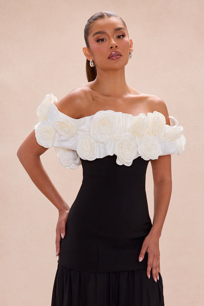https://cdn.shopify.com/s/files/1/0293/9277/files/11-14-25_S5_41_BD12767_BlackWhite_AE_AC_12-47-52_16710_PXF.jpg?v=1763418249&with=400&height=600