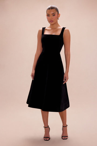 https://cdn.shopify.com/s/files/1/0293/9277/files/11-14-25_S5_42_JY2434B_Black_ZSR_AE_AC_12-47-52_16716_PXF_BH.jpg?v=1763419877