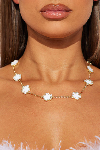https://cdn.shopify.com/s/files/1/0293/9277/files/11-15-23_S3_16_HCHS401_WhiteGold_CXB_SS_10-56-47_27664_PXF.jpg?v=1700247480