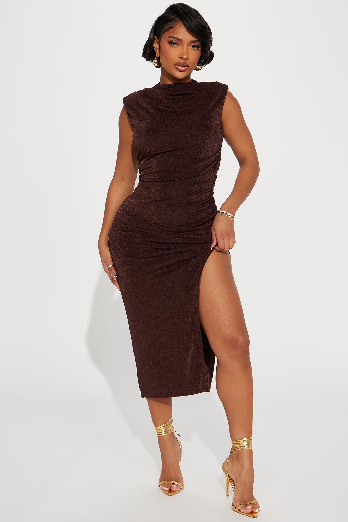 https://cdn.shopify.com/s/files/1/0293/9277/files/11-16-23Studio1_CB_PC_15-09-12_43_SWD230803_Chocolate_14008_JB.jpg?v=1700503762