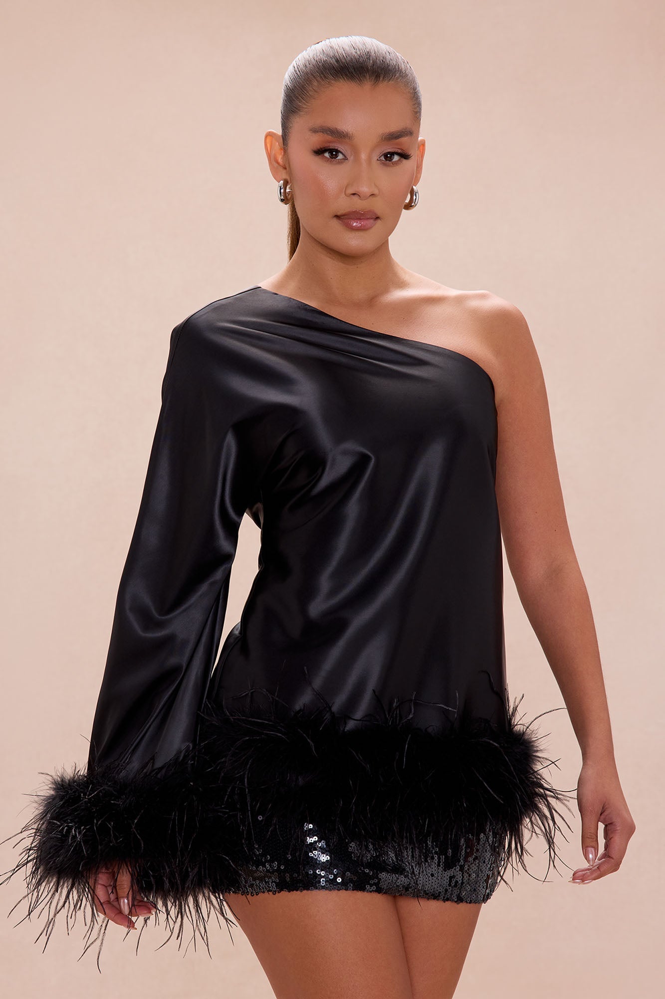 https://cdn.shopify.com/s/files/1/0293/9277/files/11-17-25_S5_34_B12507KT1103_Black_AE_AC_13-53-46_21630_PXF_EH.jpg?v=1764613294