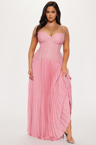 https://cdn.shopify.com/s/files/1/0293/9277/files/11-18-24_S4_8_KZZD4070301_Pink_KJ_DO_10-14-27_PLUS_96122_PXF.jpg?v=1732131532&with=400&height=600