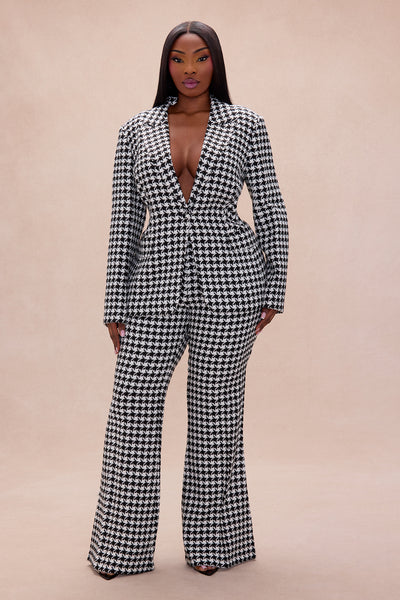 https://cdn.shopify.com/s/files/1/0293/9277/files/11-18-25_S5PM_40_GW25K5228B_BlackWhite_ZSR_AE_AC_19-00-43_PLUS_17252_PXF.jpg?v=1763673203&with=400&height=600