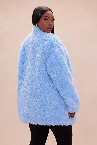 https://cdn.shopify.com/s/files/1/0293/9277/files/11-19-25_S5PM_101_GW25Q6252_LightBlue_ZSR_AE_AC_16-08-30_PLUS_25229_PXF.jpg?v=1763774814&with=400&height=600