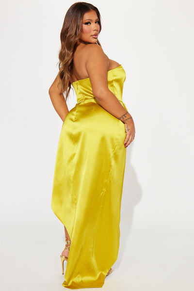 https://cdn.shopify.com/s/files/1/0293/9277/files/11-20-23Studio4_TK_AC_12-00-46_24_A25971_Chartreuse_P_2732_PLUS_MP.jpg?v=1700616335&with=400&height=600