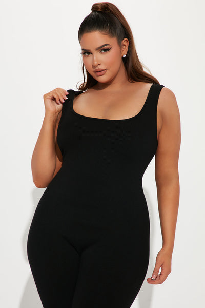 https://cdn.shopify.com/s/files/1/0293/9277/products/11-21-22Studio1_KJ_AC_15-10-05_27_ZDJ5331N_Black_P_7083_PLUS_SG.jpg?v=1680307999&with=400&height=600