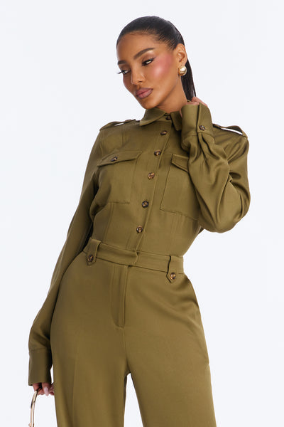 https://cdn.shopify.com/s/files/1/0293/9277/files/11-21-25_S5_40_67547BG_Olive_KK_DR_14-44-16_45525_SKS.jpg?v=1763917218&with=400&height=600