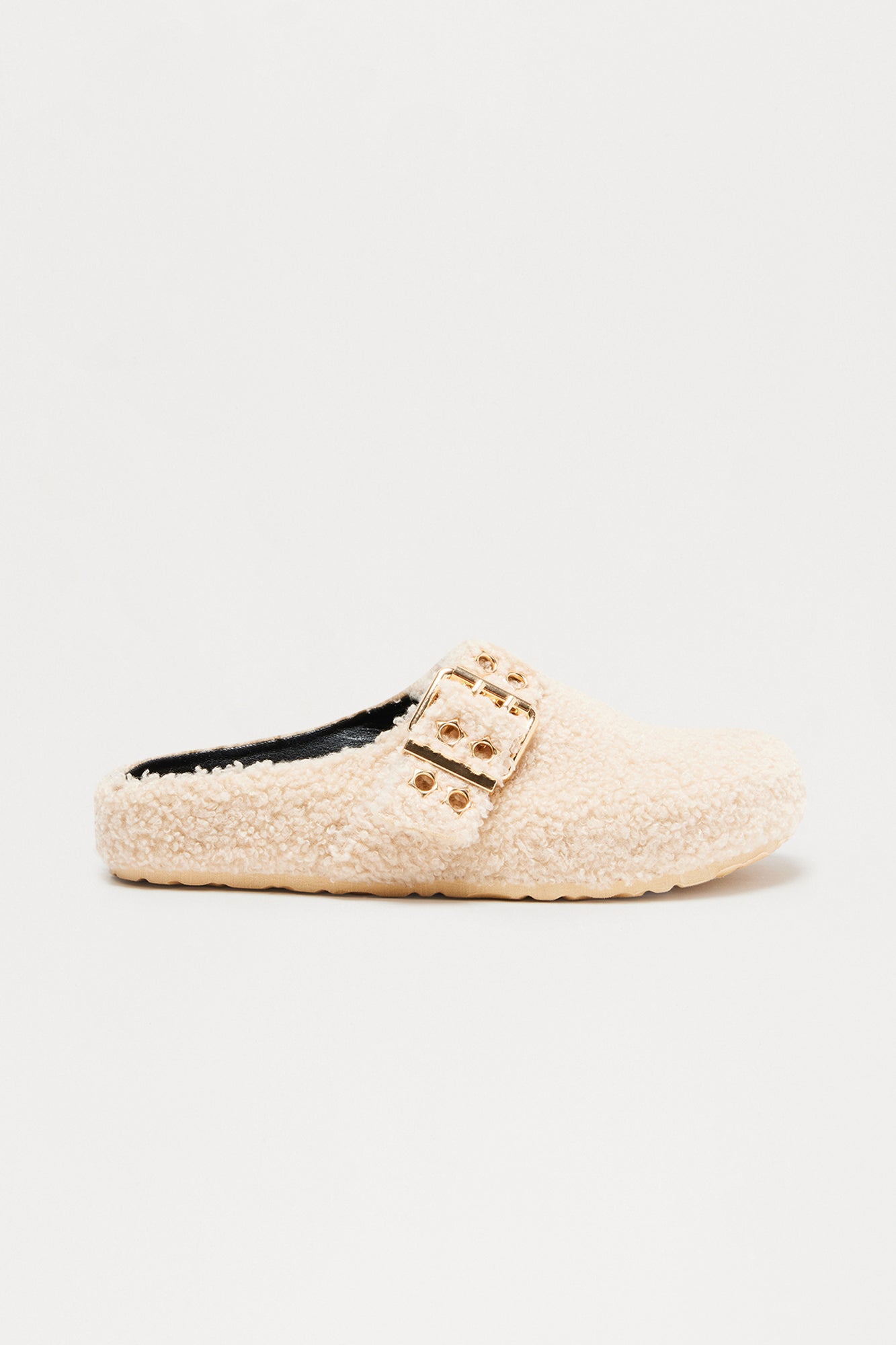 https://cdn.shopify.com/s/files/1/0293/9277/files/11-21-25_SLPM_1_FURRY15_Taupe_ZSR_AF_09-11-43_FLATLAY_0645_PXF_VV.jpg?v=1764091611