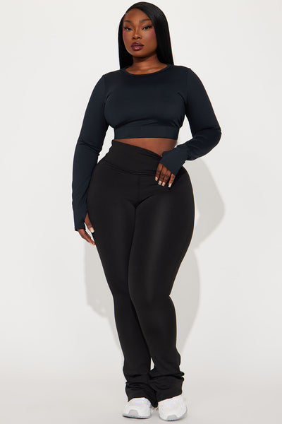 https://cdn.shopify.com/s/files/1/0293/9277/files/11-22-23Studio3_RA_IM_10-20-18_3_M4892_Black_P_27872_PLUS_JB.jpg?v=1749589105&with=400&height=600