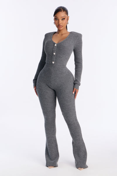 https://cdn.shopify.com/s/files/1/0293/9277/files/11-24-25_S2_6_V12507JP0103_Charcoal_CXB_RL_14-39-00_21775_PXF.jpg?v=1764092639&with=400&height=600