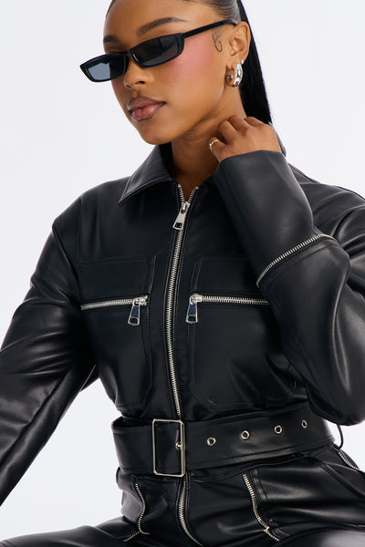 https://cdn.shopify.com/s/files/1/0293/9277/files/11-24-25_S7_47_25GWY8052_Black_KF_AC_13-23-15_84054_PXF.jpg?v=1764175902&with=400&height=600