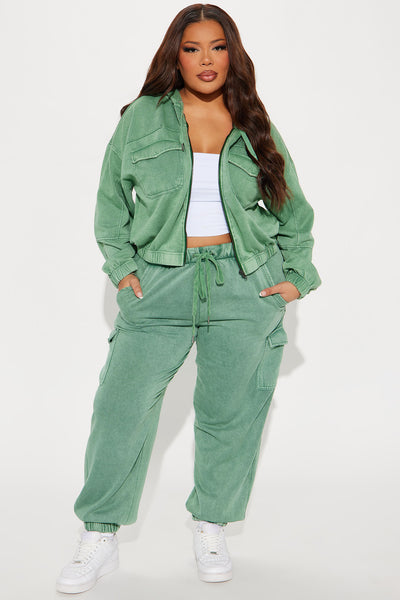 https://cdn.shopify.com/s/files/1/0293/9277/files/11-25-24_S4_1_J4K6182C_Green_ZSR_CXB_PC_10-53-59_PLUS_100775_CM.jpg?v=1732582015&with=400&height=600