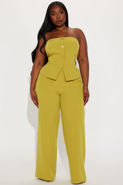 https://cdn.shopify.com/s/files/1/0293/9277/files/11-29-23Studio5_RA_AC_13-00-19_19_JP40064CPD_Chartreuse_PLUS_37074_WG.jpg?v=1701478665&with=400&height=600