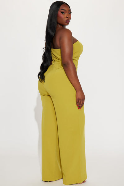 https://cdn.shopify.com/s/files/1/0293/9277/files/11-29-23Studio5_RA_AC_13-00-19_19_JP40064CPD_Chartreuse_PLUS_37081_WG.jpg?v=1701478666&with=400&height=600