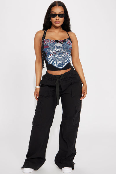 https://cdn.shopify.com/s/files/1/0293/9277/files/11-30-23Studio2_CXB_RL_15-54-04_38_T30529_Black_75782_SG.jpg?v=1704739334&with=400&height=600