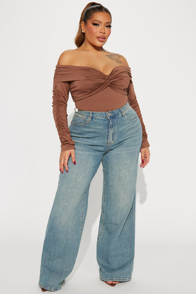 https://cdn.shopify.com/s/files/1/0293/9277/files/11-30-23Studio4_TK_AC_11-33-13_14_FN25184JL34_VintageBlueWash_PLUS_30916_PXF.jpg?v=1758043591&with=400&height=600