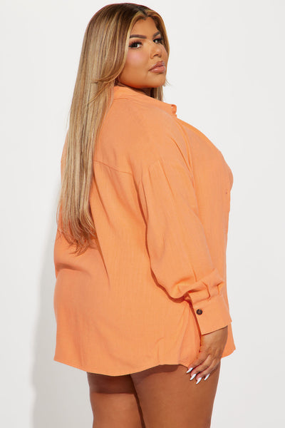 https://cdn.shopify.com/s/files/1/0293/9277/files/11-30-23Studio5_CB_IM_11-31-10_17_81373SK_Orange_CC_37181_PLUS_EH_SL.jpg?v=1716398211&with=400&height=600