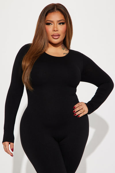 https://cdn.shopify.com/s/files/1/0293/9277/files/12-01-23Studio4_RA_AC_11-58-47_25_JP2406FN_Black_PLUS_8498_PXF.jpg?v=1701908636&with=400&height=600