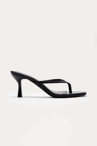 https://cdn.shopify.com/s/files/1/0293/9277/files/12-04-24_S15_71_AYLA_Black_CZ_14-38-29_1888_PXF.jpg?v=1750446764&with=400&height=600