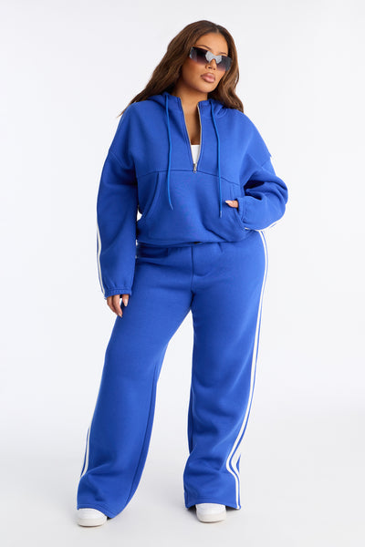 https://cdn.shopify.com/s/files/1/0293/9277/files/12-04-25_S1_21_V225LN3715_Royal_SL_NL_14-40-40_PLUS_7719_PXF.jpg?v=1764968946&with=400&height=600