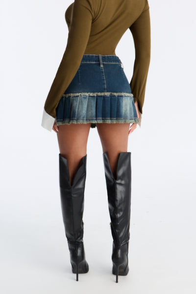 https://cdn.shopify.com/s/files/1/0293/9277/files/12-05-25_S1_47_25GM147_VintageWash_AE_IM_14-13-23_8977_SKS.jpg?v=1765393167&with=400&height=600