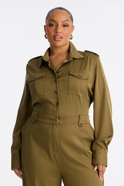 https://cdn.shopify.com/s/files/1/0293/9277/files/12-05-25_S4_43_67547BG_Olive_AF_EW_15-07-40_PLUS_72540_SKS.jpg?v=1765234221&with=400&height=600