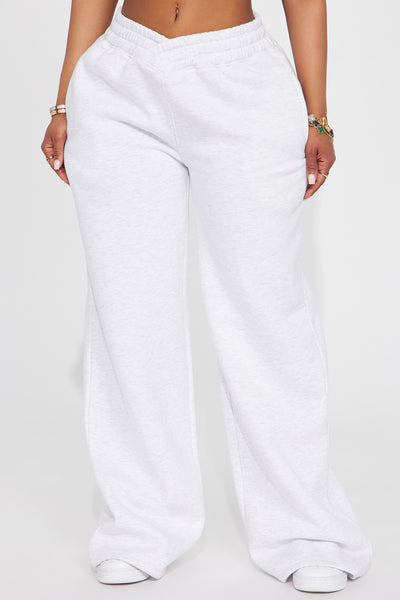 https://cdn.shopify.com/s/files/1/0293/9277/files/12-06-23Studio2_ID_RL_15-33-15_48_ZDZPK11429_HeatherGrey_77319_PXF.jpg?v=1702339214&with=400&height=600
