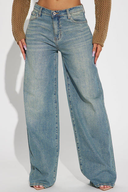 https://cdn.shopify.com/s/files/1/0293/9277/files/12-07-23_S1_21_FN25184JL34_VintageBlueWash_CB_PC_13-22-25_22146_PXF.jpg?v=1702586815