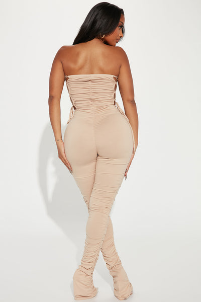 https://cdn.shopify.com/s/files/1/0293/9277/products/12-08-22Studio1_KJ_CG_10-40-12_13_ZJ2983N_Taupe_P_16213_ES.jpg?v=1670608987&with=400&height=600