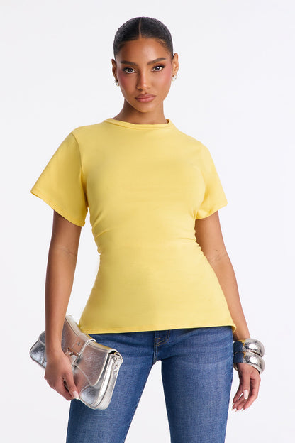 https://cdn.shopify.com/s/files/1/0293/9277/files/12-10-25_S2_78_KT7015_ButterYellow_KJ_IM_19-27-40_1776_PXF_VV.jpg?v=1765922372