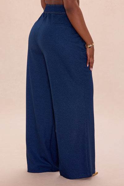 https://cdn.shopify.com/s/files/1/0293/9277/files/12-10-25_S5PM_102_D79285_Denim_AE_AC_18-10-48_PLUS_29197_PXF.jpg?v=1765904342&with=400&height=600