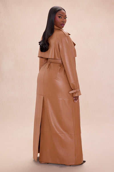 https://cdn.shopify.com/s/files/1/0293/9277/files/12-10-25_S5PM_109_PHNVLXC24_Camel_AE_AC_18-38-10_PLUS_29317_PXF.jpg?v=1765994446&with=400&height=600