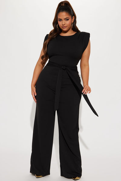 https://cdn.shopify.com/s/files/1/0293/9277/products/12-12-22Studio6_KJ_KT_15-04-46_52_WP8431_Black_P_7606_PLUS_JB.jpg?v=1717605321&with=400&height=600