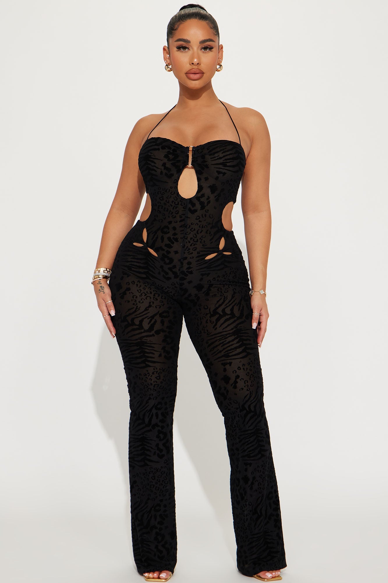 https://cdn.shopify.com/s/files/1/0293/9277/files/12-12-23_S3_57_FJ80067_Black_CB_SS_14-32-58_8647_JB.jpg?v=1703012649