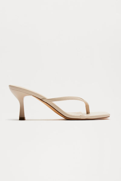 https://cdn.shopify.com/s/files/1/0293/9277/files/12-13-24_S10_21_AYLA_OffWhite_CXB_09-45-37_15528_ES.jpg?v=1750446775&with=400&height=600