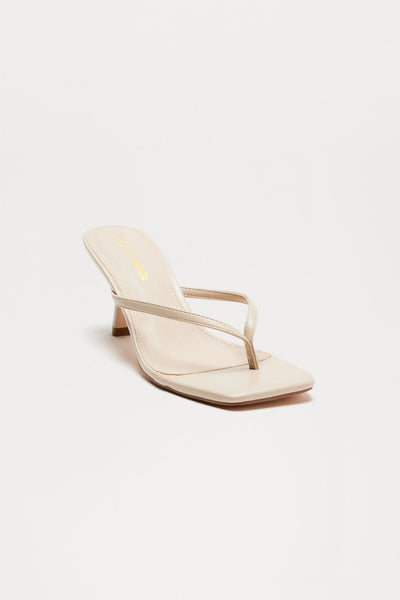 https://cdn.shopify.com/s/files/1/0293/9277/files/12-13-24_S10_21_AYLA_OffWhite_CXB_09-45-37_15529_ES.jpg?v=1750446775&with=400&height=600