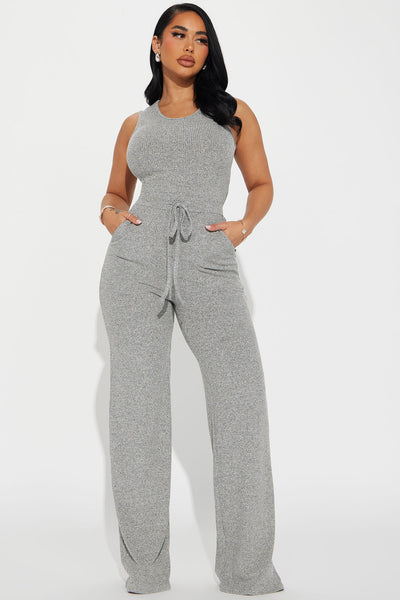 https://cdn.shopify.com/s/files/1/0293/9277/files/12-15-23_S1_55_ZDS2423_HeatherGrey_CZ_SS_14-53-58_2935_SG.jpg?v=1703016672&with=400&height=600