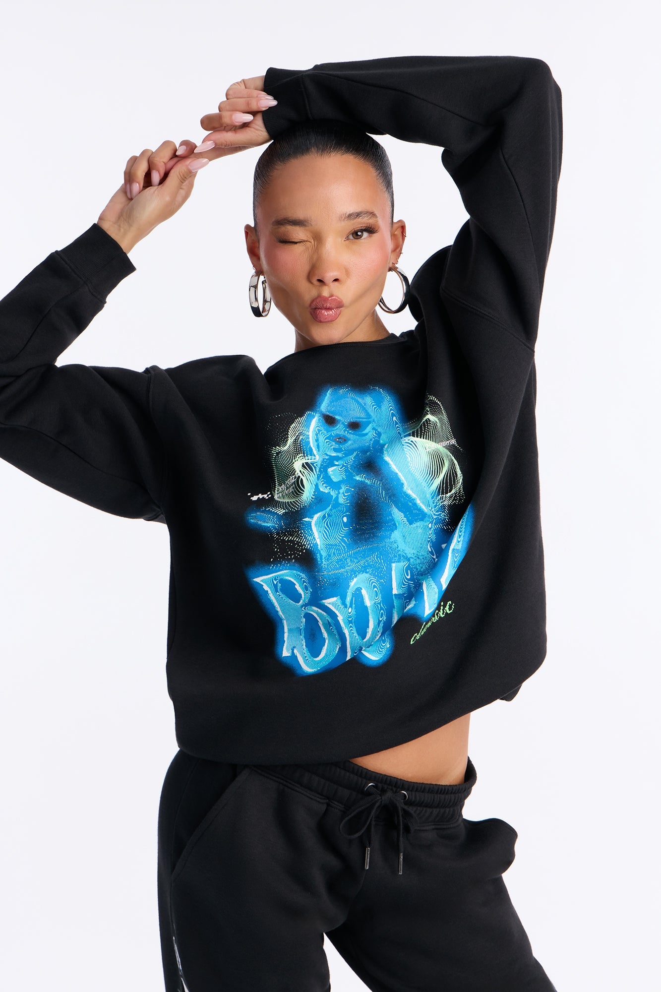 https://cdn.shopify.com/s/files/1/0293/9277/files/12-16-25_S7_47_BTZ0012J2356_Black_KK_PC_14-52-50_6873_SKS.jpg?v=1766005643