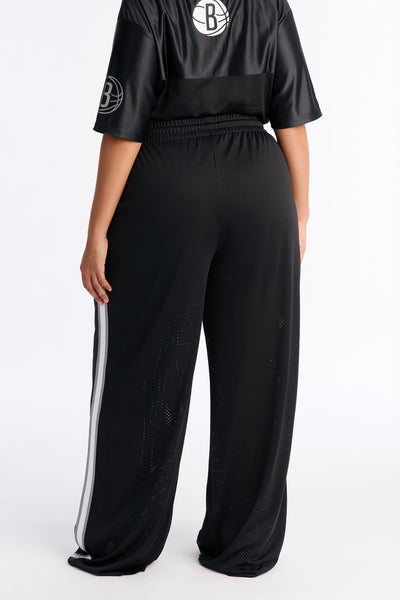 https://cdn.shopify.com/s/files/1/0293/9277/files/12-16-25_S8_13_FFLL623SBNFS_Black_TK_NL_11-30-46_PLUS_41991_SKS.jpg?v=1766532792&with=400&height=600