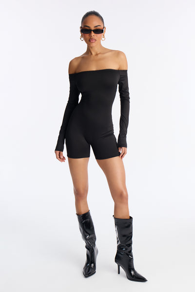 https://cdn.shopify.com/s/files/1/0293/9277/files/12-17-25_S4_38_HKJ24794_Black_JP_SS_13-48-19_1842_PXF.jpg?v=1766096834&with=400&height=600