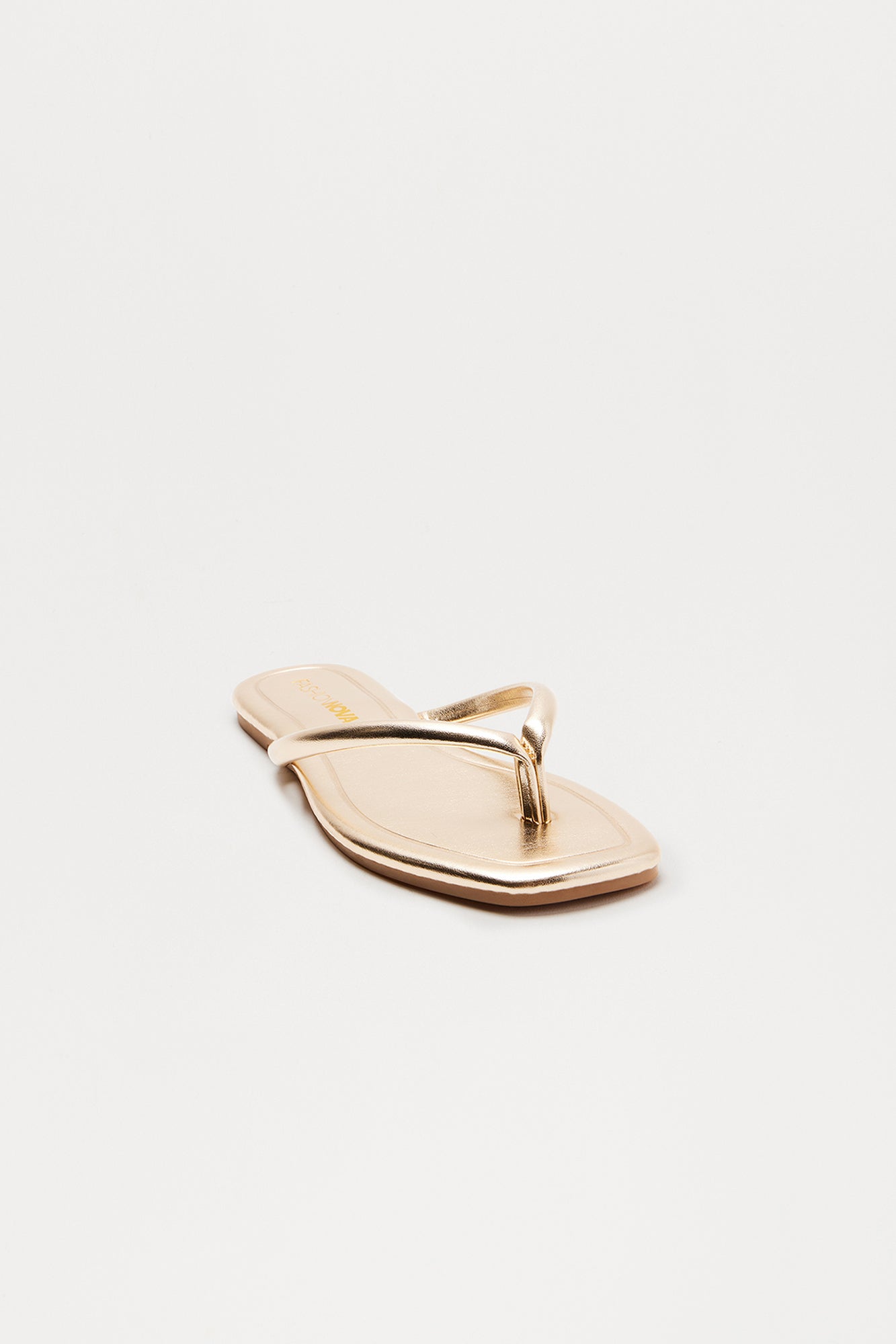 https://cdn.shopify.com/s/files/1/0293/9277/files/12-18-24_S15_28_TALLULAH1K_Gold_CZ_10-39-317437_PXF_ES.jpg?v=1734970366