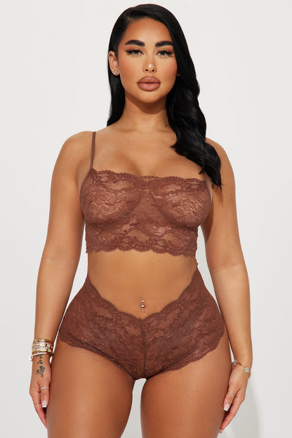 https://cdn.shopify.com/s/files/1/0293/9277/files/12-20-23_S3_7_206GE_Chocolate_P_TK_SS_10-49-17_13340_PXF.jpg?v=1716223095