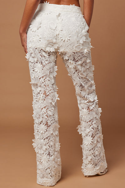 https://cdn.shopify.com/s/files/1/0293/9277/files/12-21-23_S5_7_B47210_White_CXB_IM_10-28-51_24485_PXF.jpg?v=1703871211&with=400&height=600