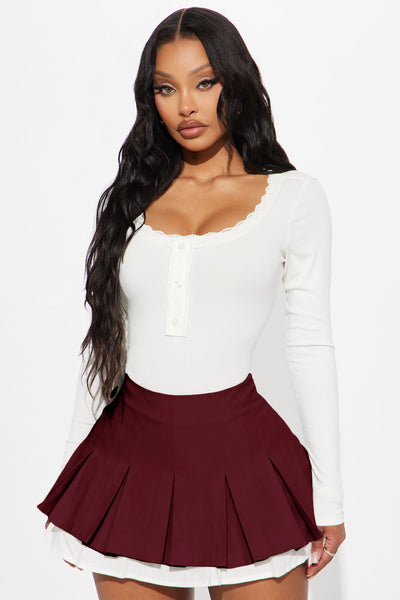https://cdn.shopify.com/s/files/1/0293/9277/files/12-23-24_S2_49_RK329723_Cream_CXB_RL_16-14-38_27014_PXF_JA_Wine.jpg?v=1785427945&with=400&height=600