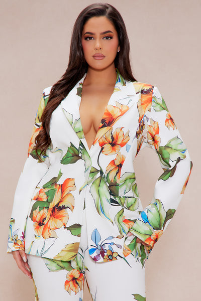 https://cdn.shopify.com/s/files/1/0293/9277/files/12-23-24_S5_69_24GWF16AB_Whitecombo_RS_AC_14-45-19_PLUS_3693_PXF.jpg?v=1735852913&with=400&height=600
