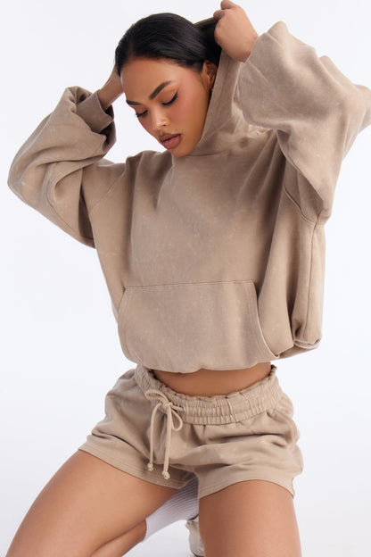 https://cdn.shopify.com/s/files/1/0293/9277/files/12-23-25_S5_19_ZPK13921TOP_Taupe_TK_JS_13-26-01_16217_PXF.jpg?v=1766882379