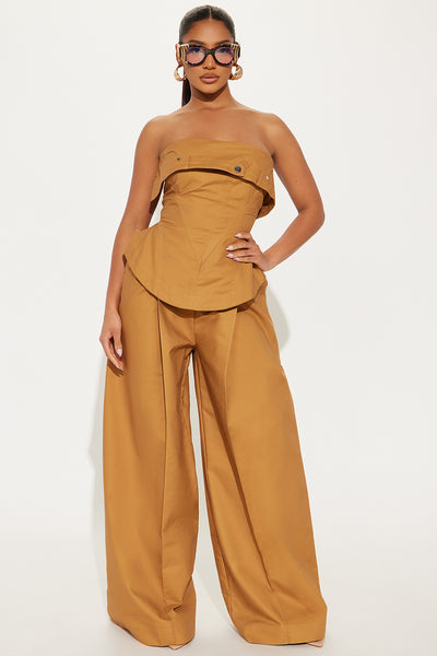 https://cdn.shopify.com/s/files/1/0293/9277/files/12-26-24_S3_21_SK9164_Tan_RS_IM_09-30-36_48037_PXF.jpg?v=1735840704&with=400&height=600