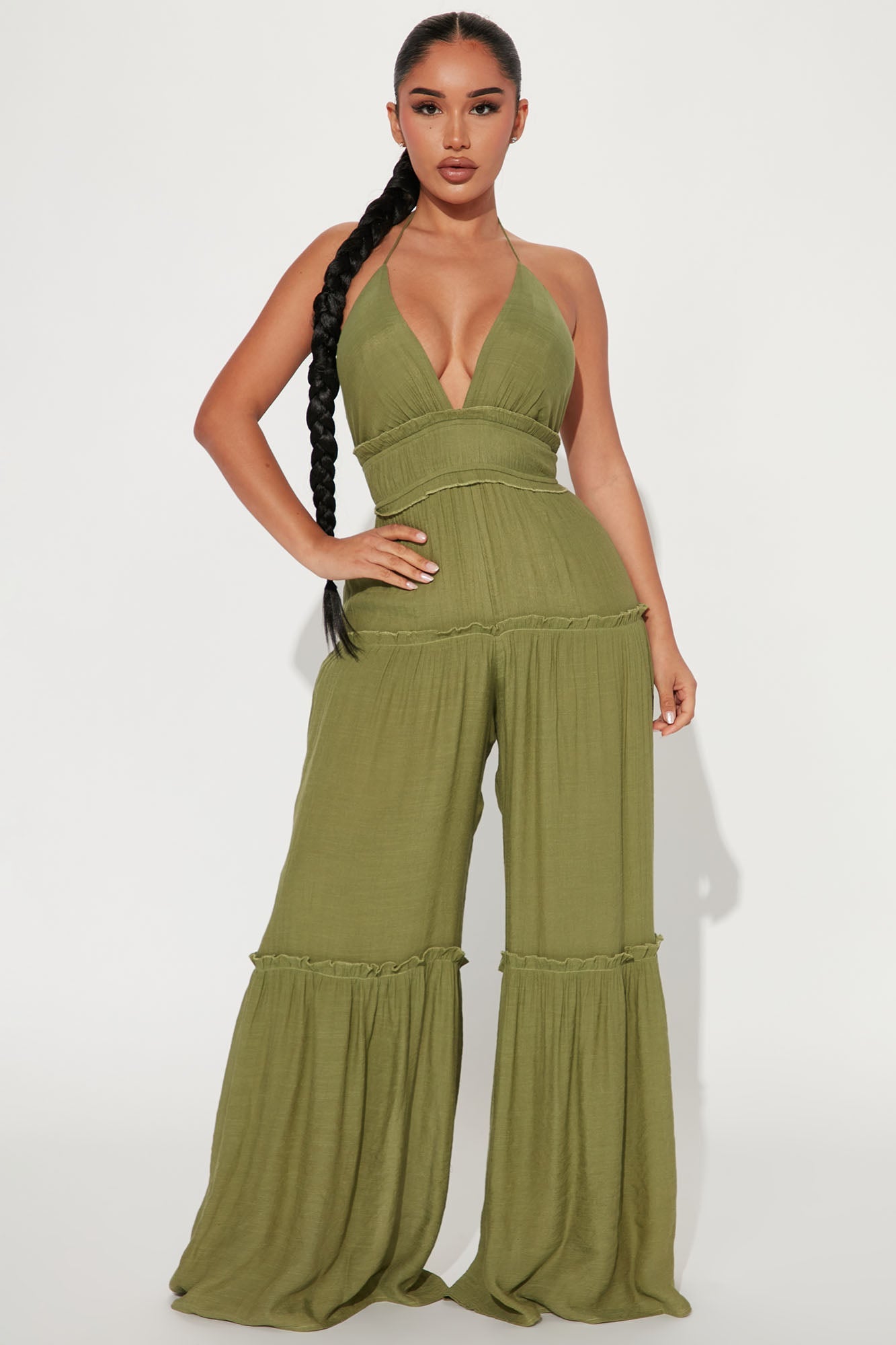 https://cdn.shopify.com/s/files/1/0293/9277/products/12-28-22Studio3_KS_CG_12-16-12_44_DM3055_Olive_2787_ES.jpg?v=1672425651